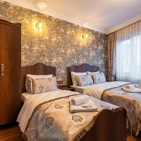 Harbor House Aparthotel