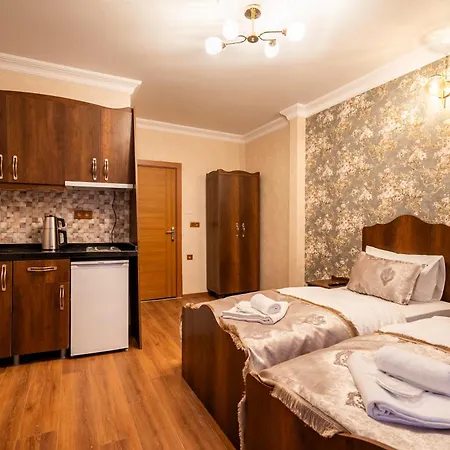 Harbor House Aparthotel 3*