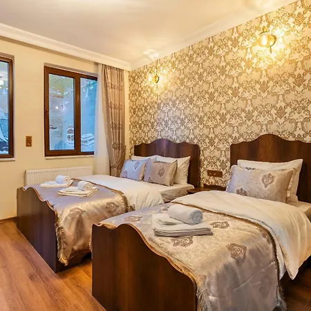 Nasip House 3*