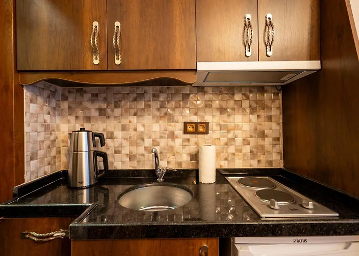 Aparthotel Harbor House 3*